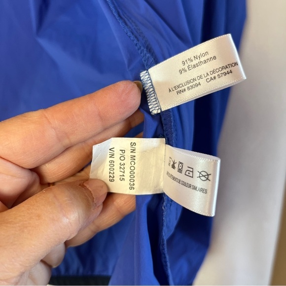 CUTTER & BUCK Men's Breaker Sport Stretch Jacket Blue Size Medium Golf UPF Hood - Picture 11 of 12